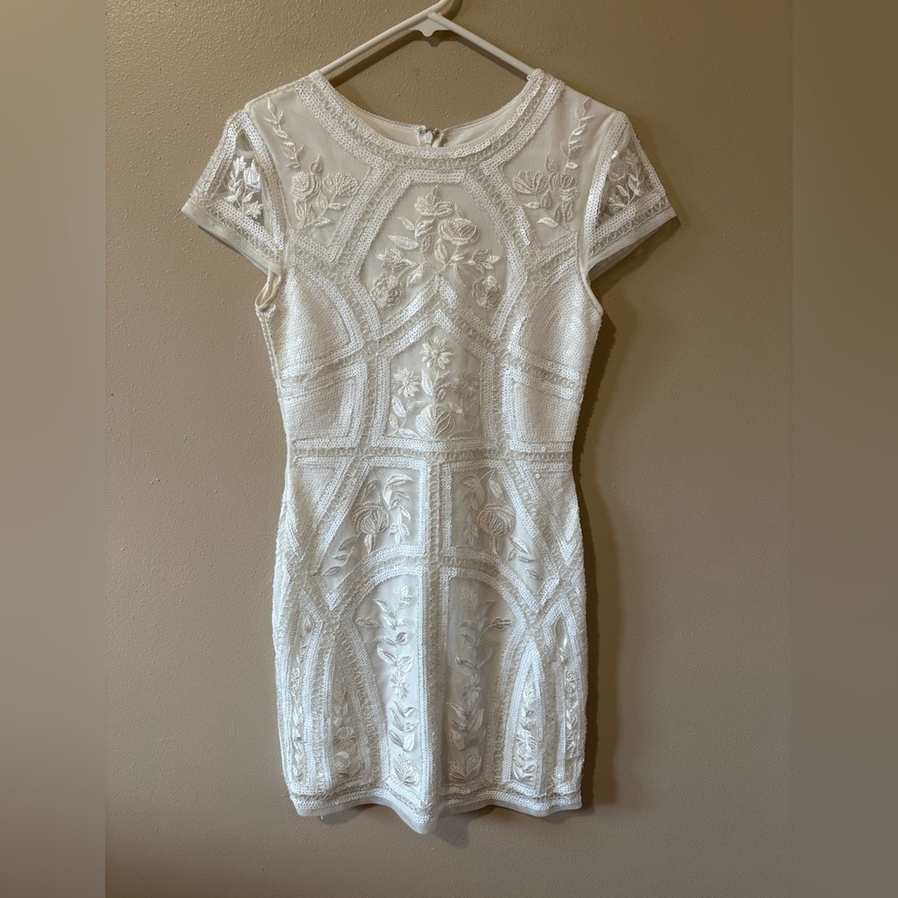 Lulus Spread Your Shine White Sequin Embroidered Bodycon Dress Womens size Small
